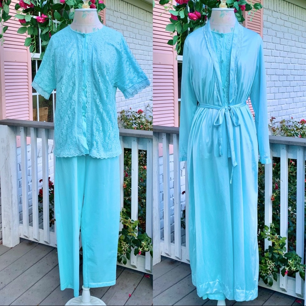 vintage 70s robins egg blue pinup pajama set with robe